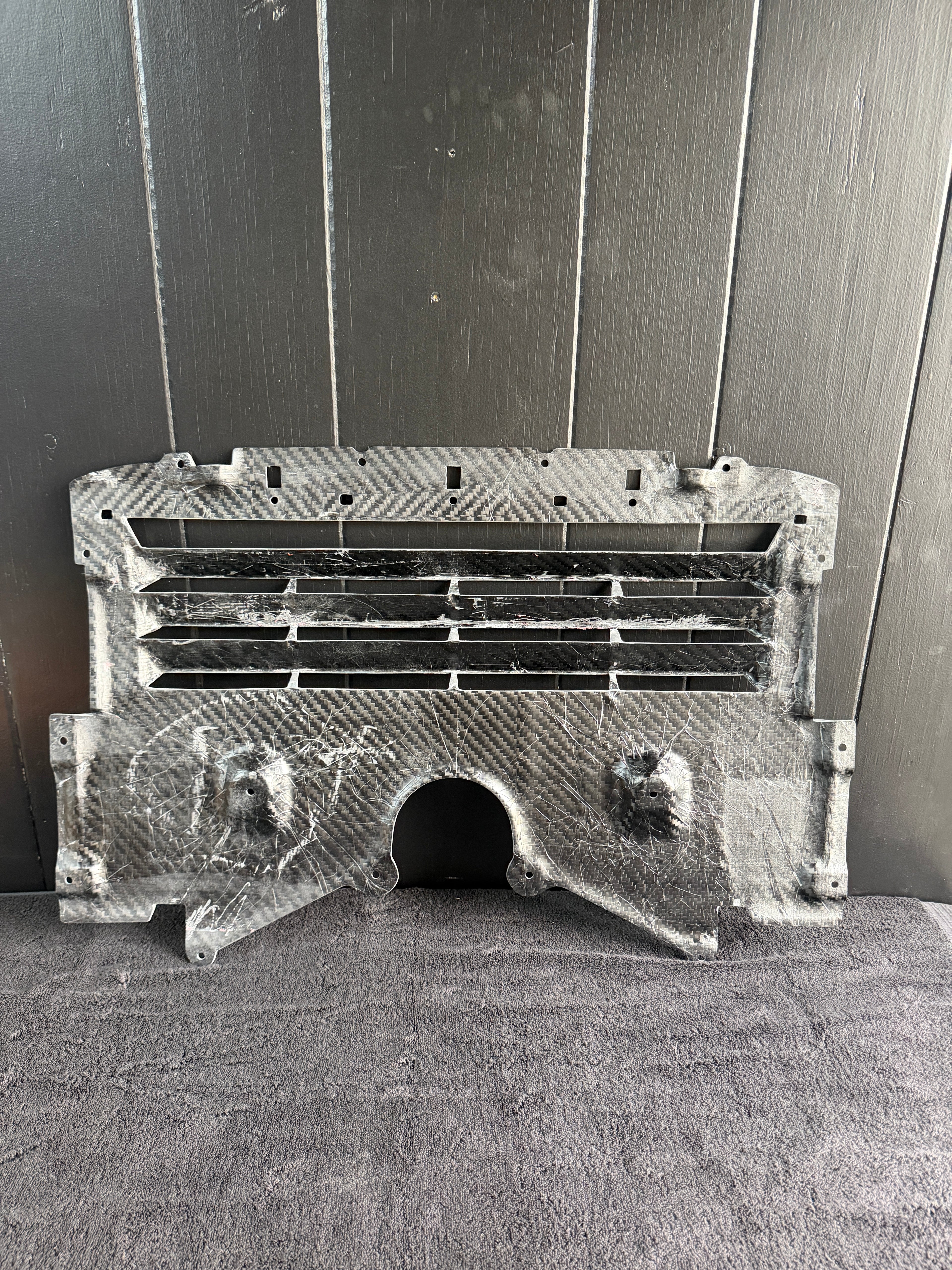 G8x carbon fiber vented oil cooler guard